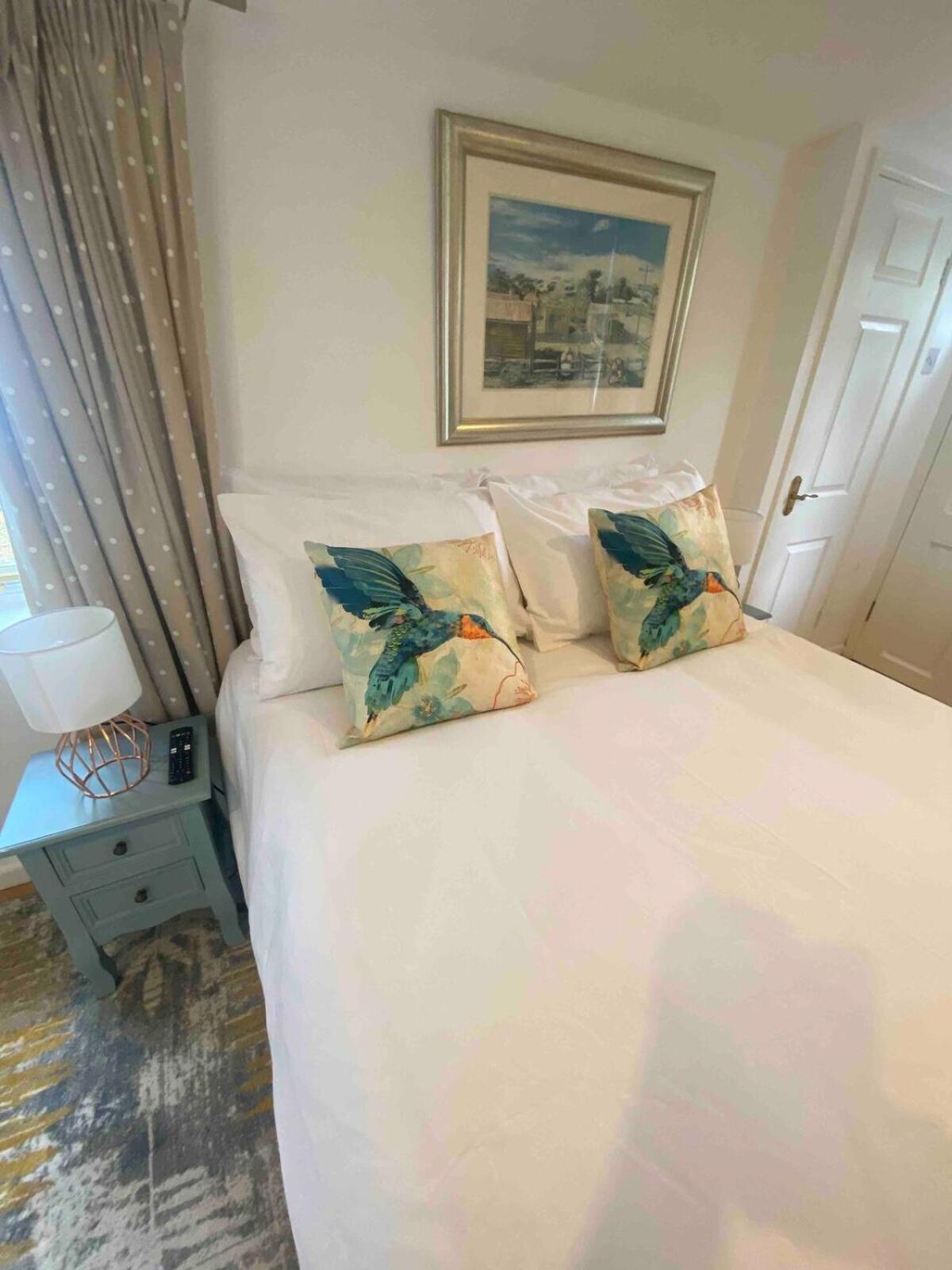 Private Entry Guesthouse Hideaway Hordle Εξωτερικό φωτογραφία