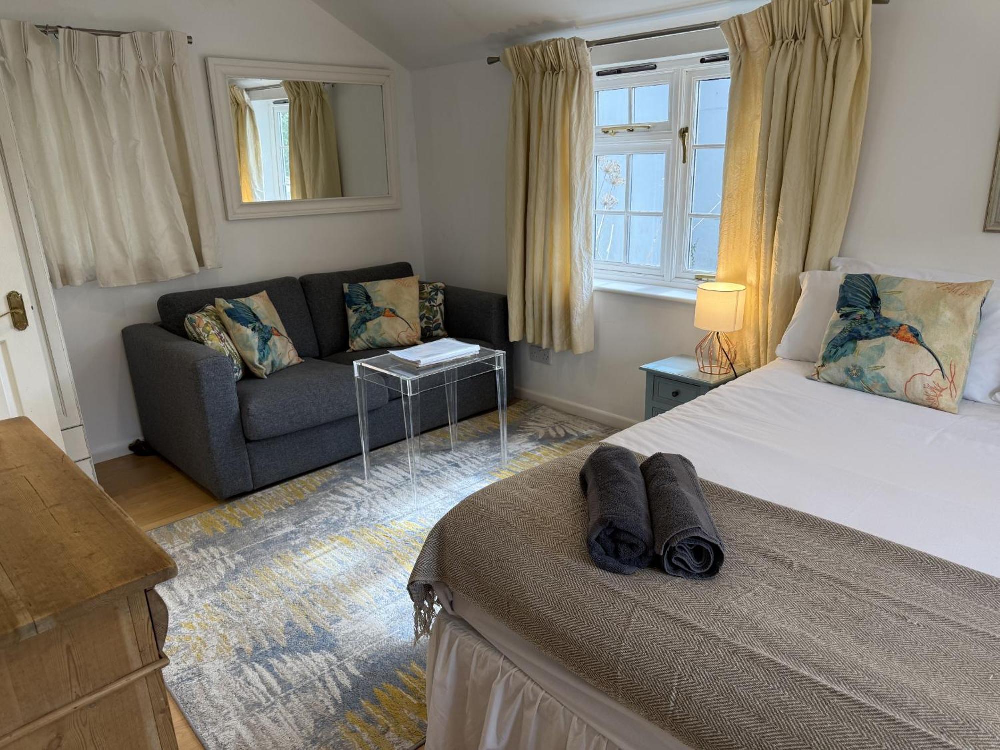 Private Entry Guesthouse Hideaway Hordle Εξωτερικό φωτογραφία