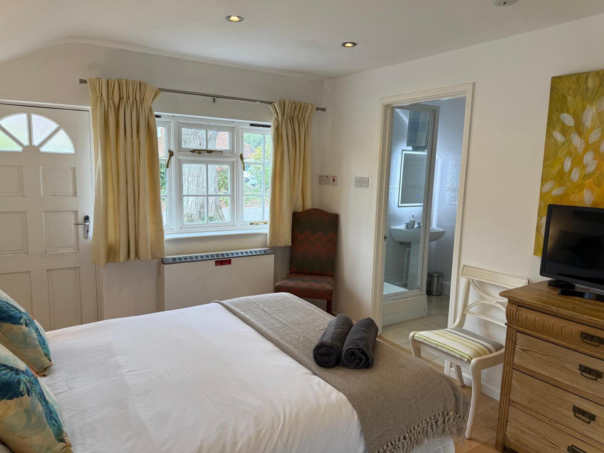 Private Entry Guesthouse Hideaway Hordle Εξωτερικό φωτογραφία